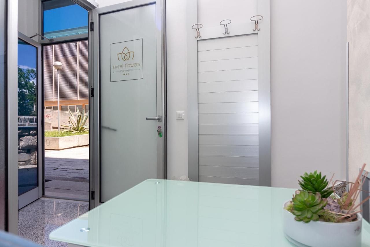 Apartments Lovret Flowers สปลิท ภายนอก รูปภาพ