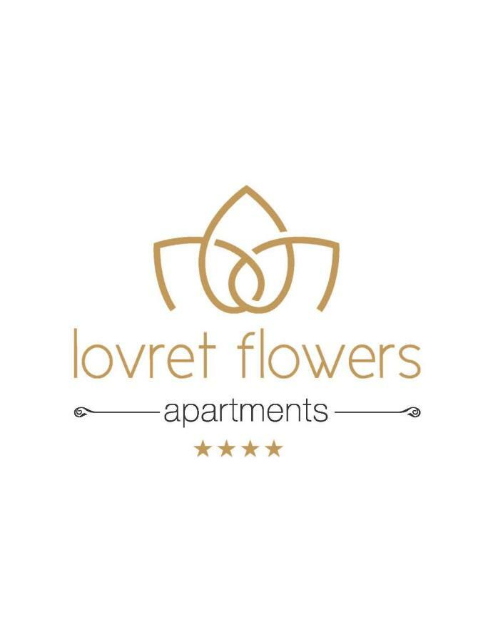 Apartments Lovret Flowers สปลิท ภายนอก รูปภาพ